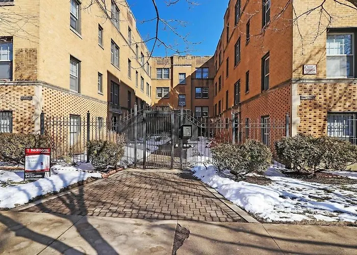 1Br Beautifully Furnished Apt With King-Sized Bed - Marshfield W2